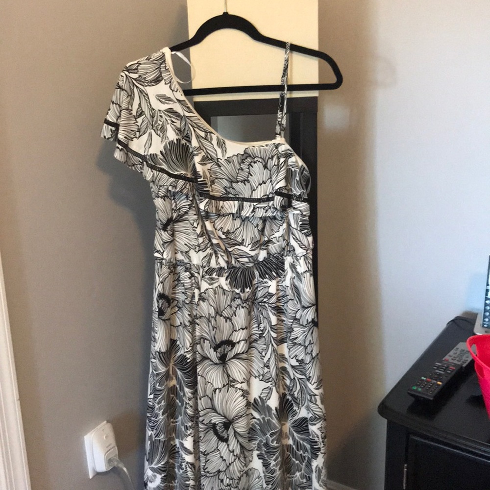 Maggy London maxi dress